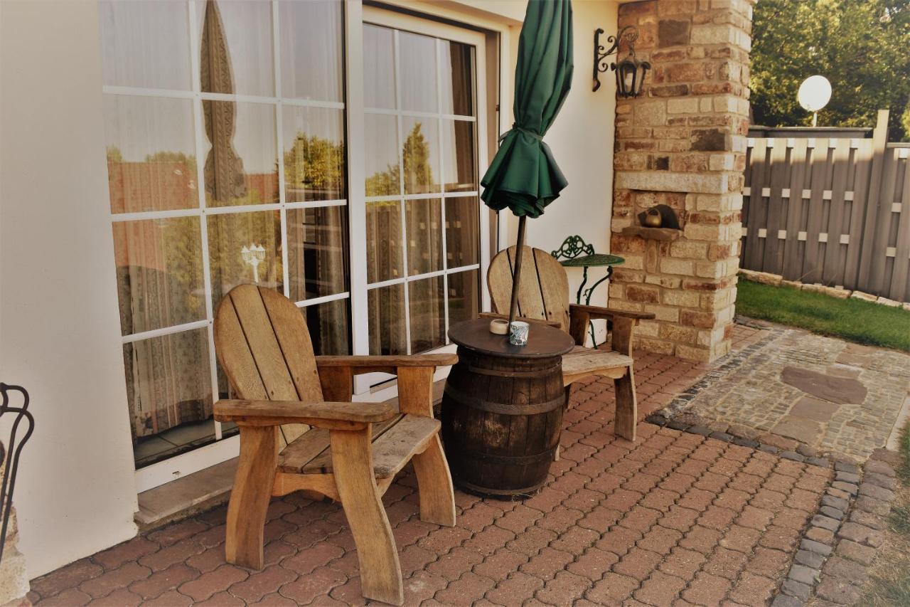 Domizil Hotel Bei Welter Nideggen Kreuzau ภายนอก รูปภาพ