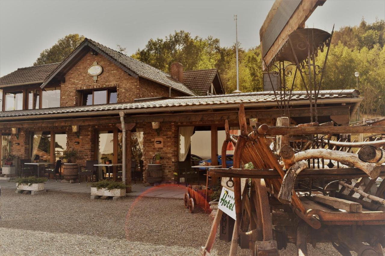 Domizil Hotel Bei Welter Nideggen Kreuzau ภายนอก รูปภาพ