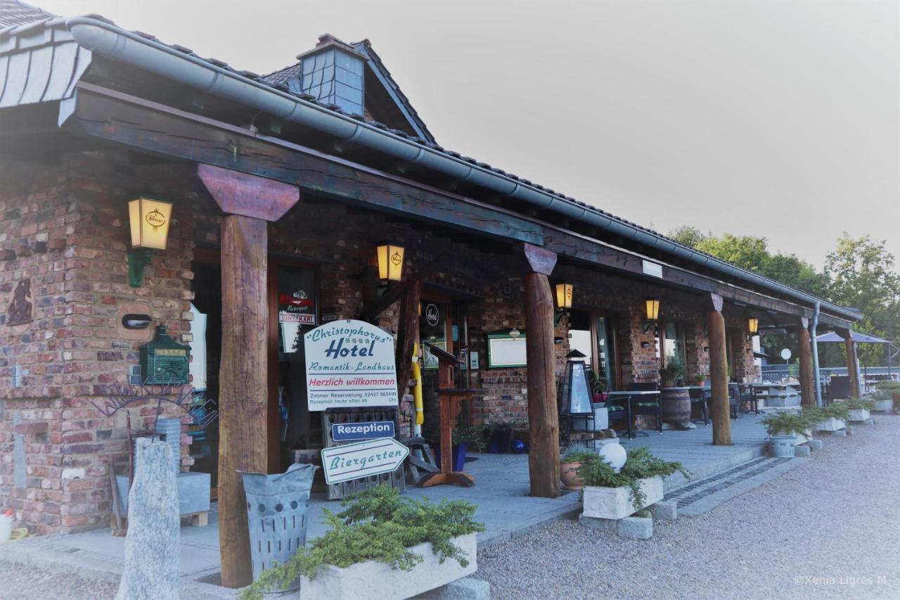 Domizil Hotel Bei Welter Nideggen Kreuzau ภายนอก รูปภาพ